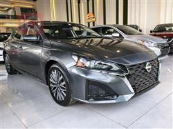 نيسان ألتيما